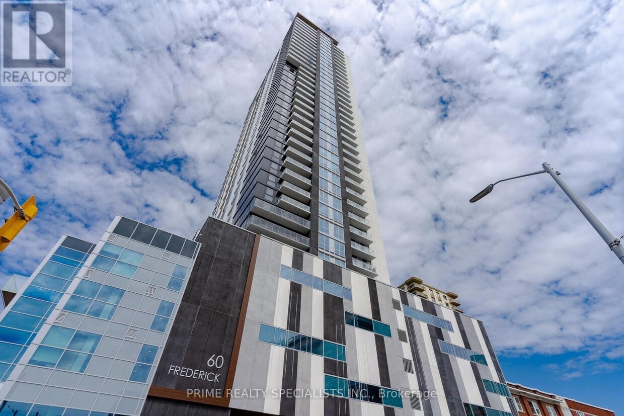 Photo principale - 60-3060 Frederick St