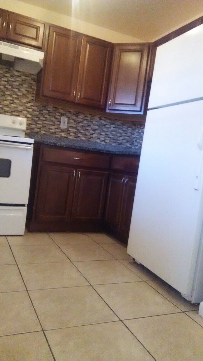 Foto del edificio - 522 SW 20th Ave