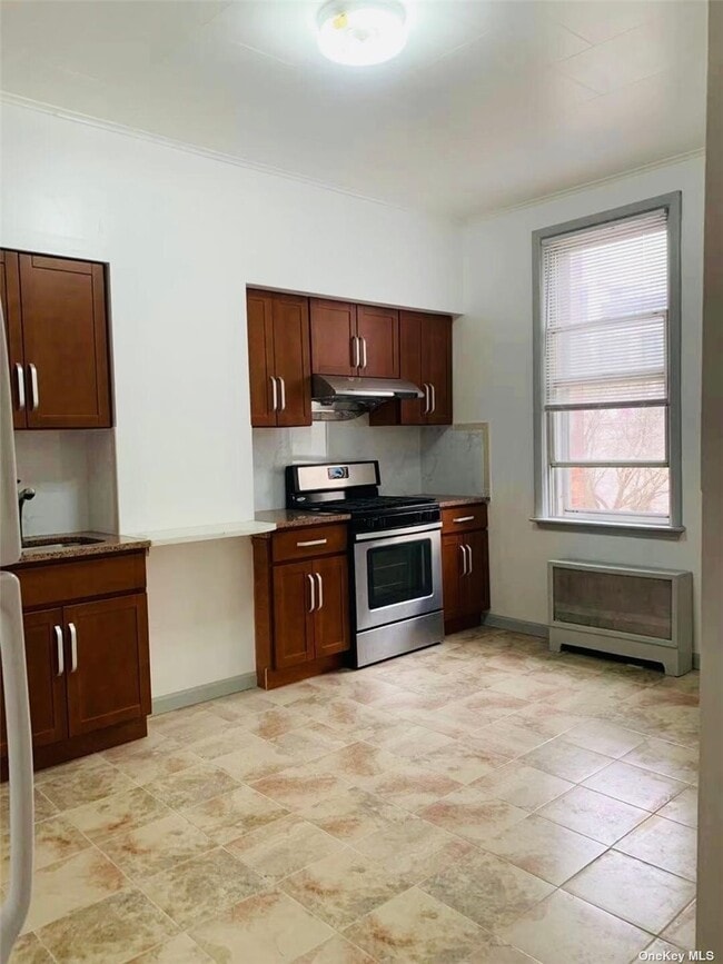 Building Photo - 38-31-38-30 30th St
