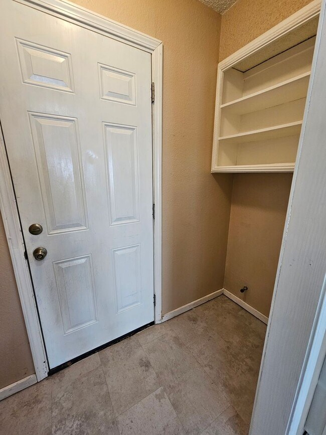 Foto del edificio - (3) Bed/(2) Bath in Eagle Cliff Addition! ...
