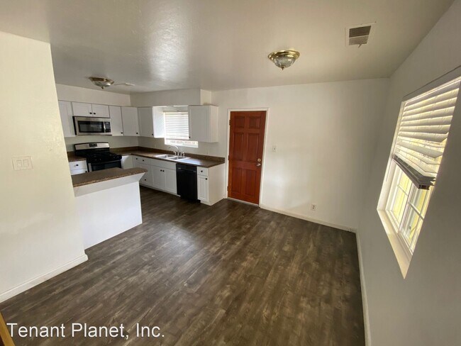 Foto del edificio - 1307 Cathay Dr