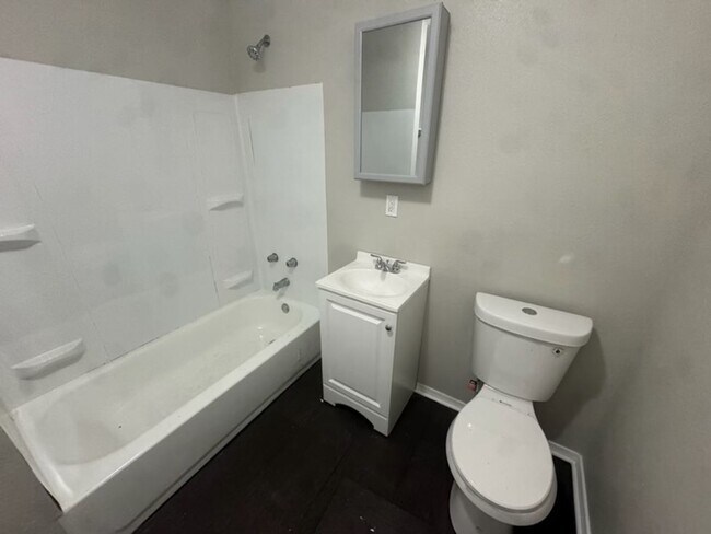 Foto del edificio - 2103 N Marrs St