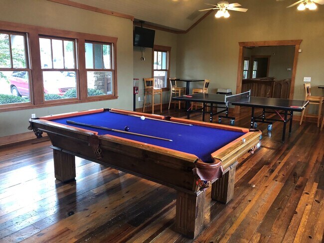 Building Photo - Fully Furnished Unit in Harts Cove!