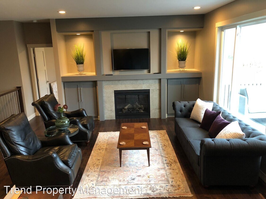 Primary Photo - 4 br, 3 bath House - 1916 Spruce Meadow Dr...