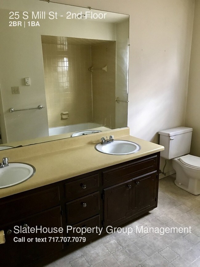 25 S Mill St Unit 2nd Floor Annville Pa 17003 Apartment For Rent In Annville Pa Apartments Com