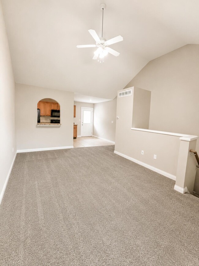 Building Photo - 7420 Arratt Ct