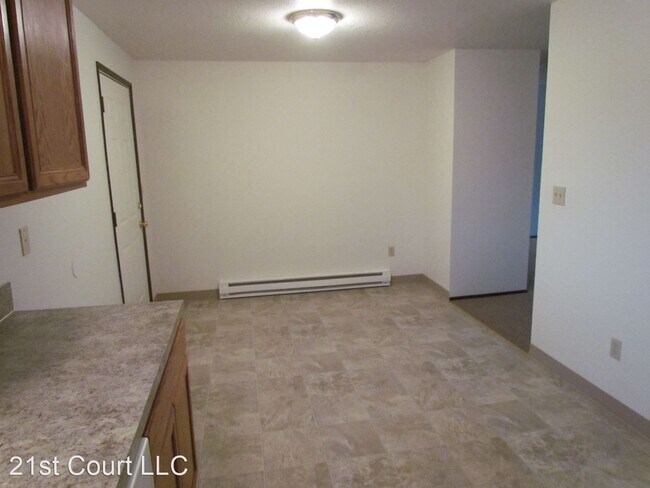 Building Photo - 3 br, 1 bath House - 940 NE 21st Ave