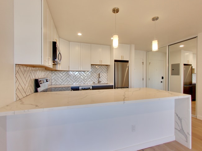 Photo - 1504 Newlands Ave Apartment