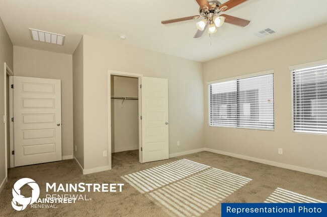 Foto del edificio - 1119 S Stapley Dr