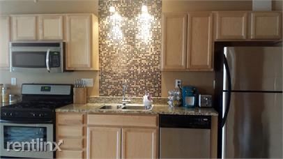 Building Photo - 2 br, 1 bath Condo - 3512 Bryant Ave S - 201