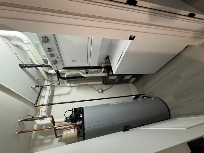 Foto del edificio - 1414 E 65th Pl