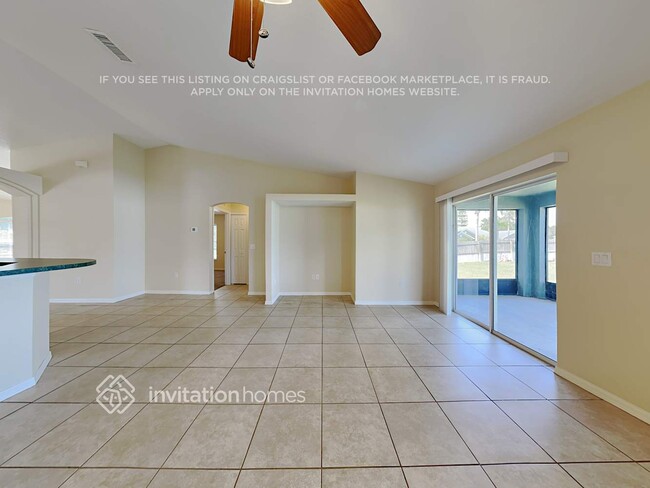 Foto del edificio - 313 Towhee Rd