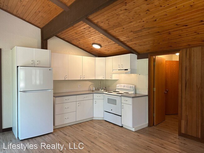 Foto del edificio - 2 br, 2 bath House - 16811 Covina Road