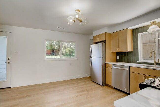Building Photo - 3056 S Galapago St