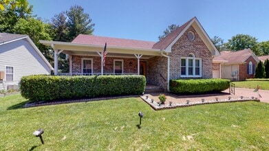 Building Photo - 1503 Birchwood Cir
