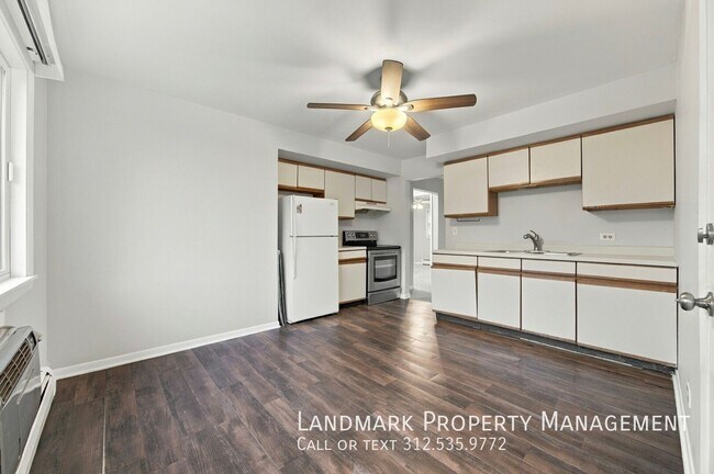 Foto del edificio - 448 Lincoln Ln