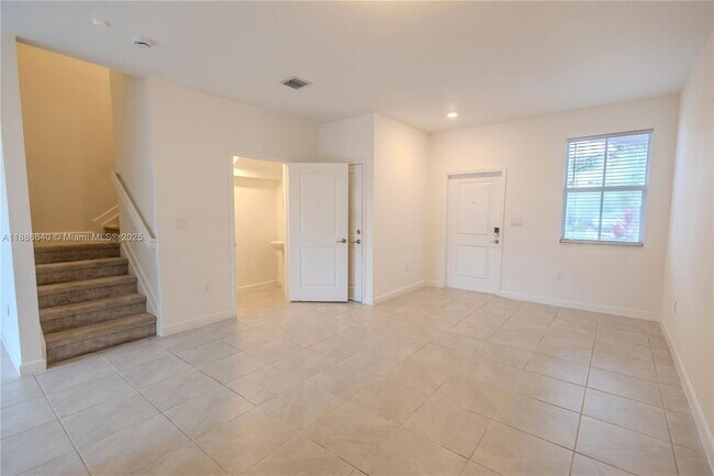 Foto del edificio - 12587 NW 23rd Pl