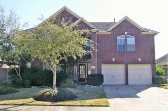 Building Photo - 8510 Green Ash Dr