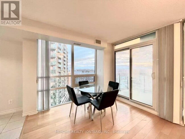 Building Photo - 88 Grangeway Ave