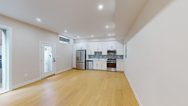 Foto del edificio - 3520 10th St NW