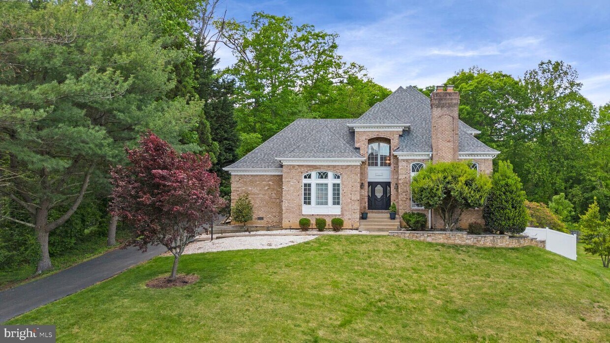 18494 Running Pine Ct, Triangle, VA 22172 House for Rent in Triangle