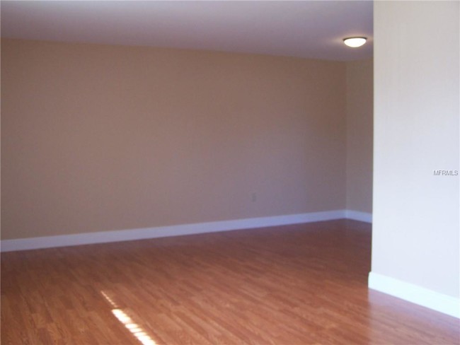 Foto del edificio - 1414 N Pebble Beach Blvd