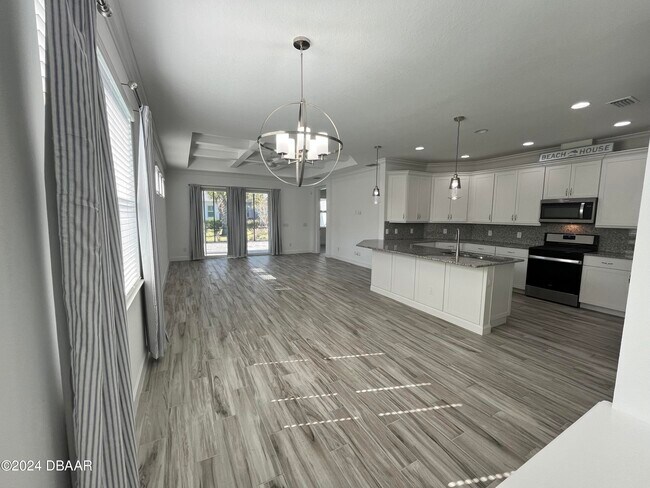 Building Photo - 534 Margaritaville Ave