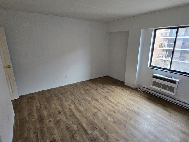 Foto del edificio - 125 Pleasant St