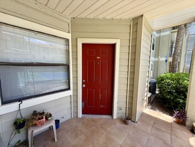 Building Photo - 3004 Parkway Blvd