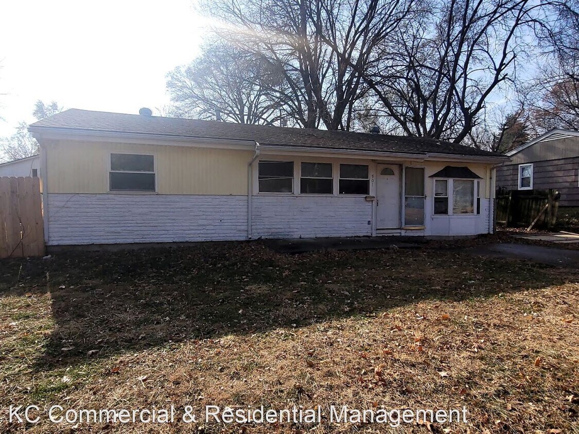 Primary Photo - 3 br, 1 bath House - 901 NE 62nd Street