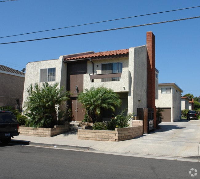 Building Photo - 16711 Dolores Ln