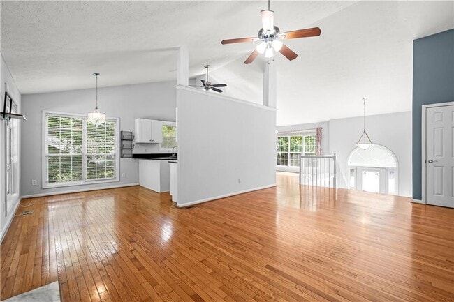 Foto del edificio - 3075 Dogwood Creek Pkwy NW