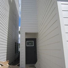 Building Photo - 2419 Rosewood St