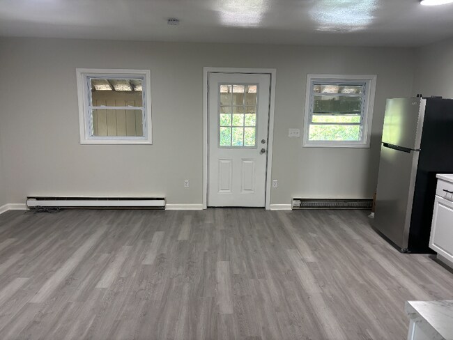 Foto del edificio - 2-4-4 N Liberty Ave