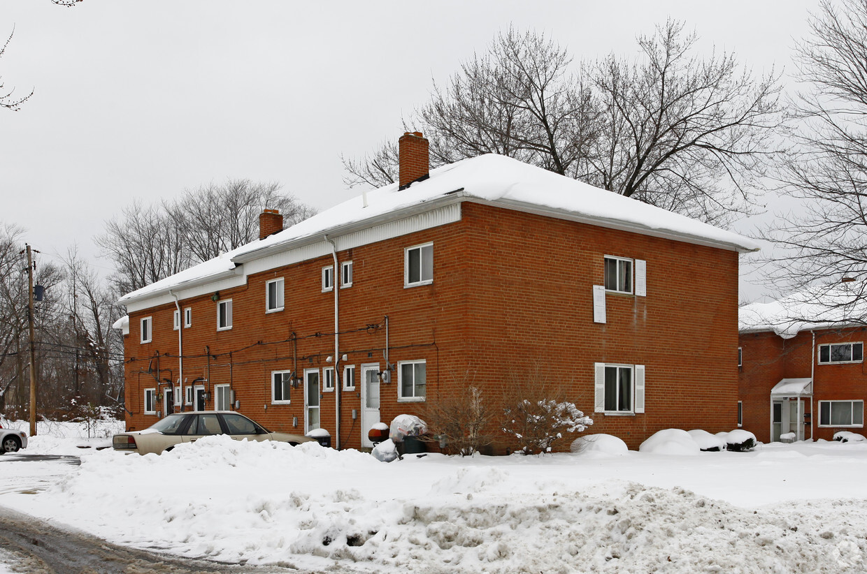 Foto del edificio - Miles Landing Townhomes