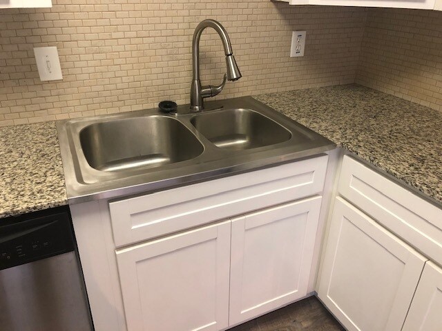 Encimera de granito para cocina - 1602 Oriole Ln