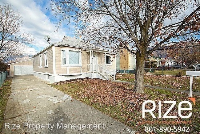 Building Photo - 4 br, 2 bath House - 168 W Gwen St