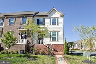 Building Photo - 18086 Red Cedar Rd