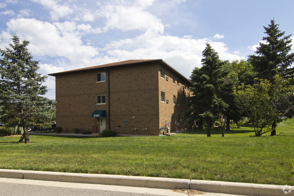 Foto del edificio - Marian Housing Center