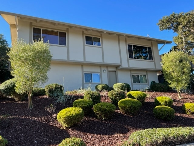 Building Photo - 740 Woodcrest Ln