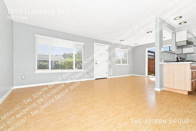 Foto del edificio - 1555 Florence St