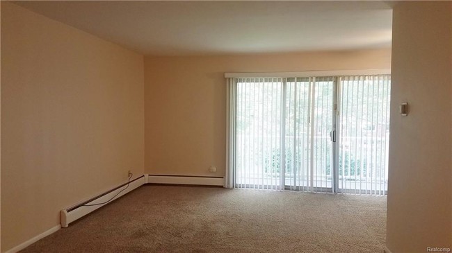 Building Photo - 33234 Kingslane Ct