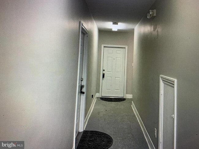 Building Photo - 406 High St