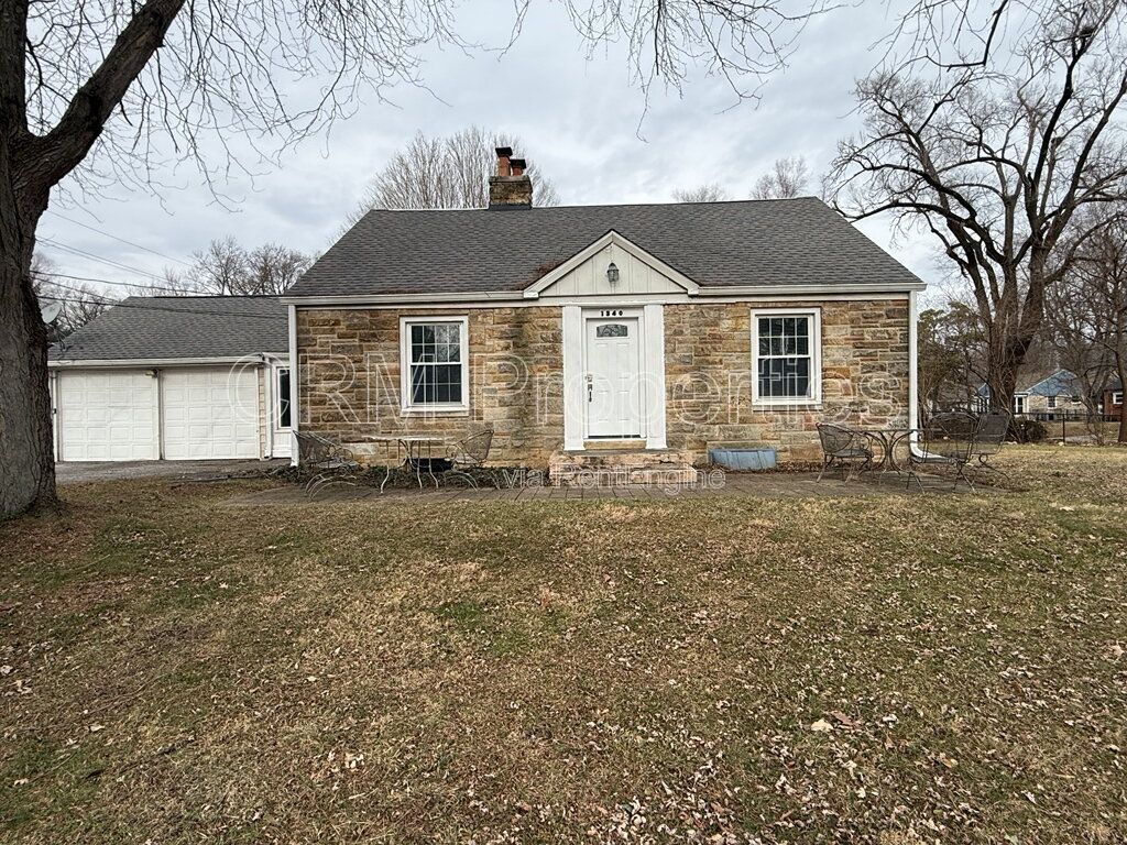 Photo - 1340 E 55th St