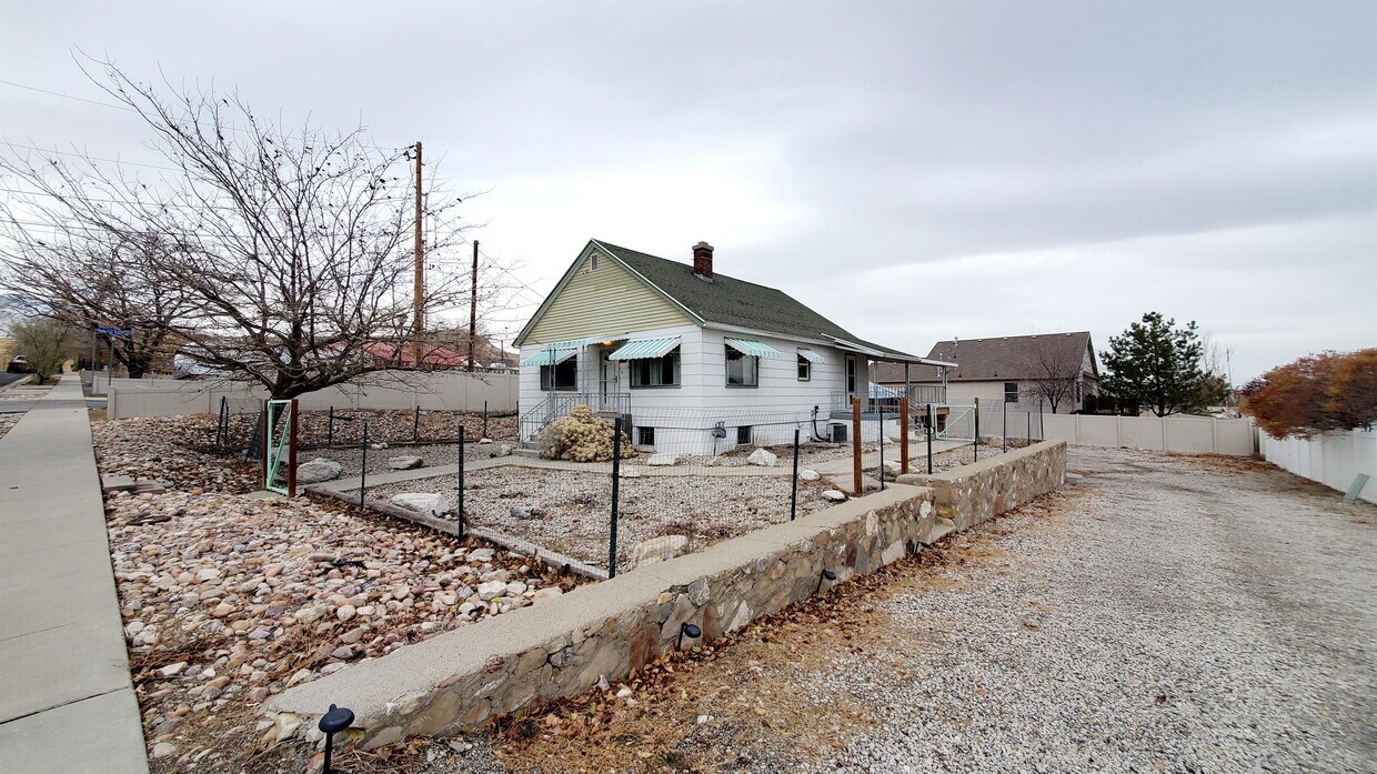 8810 W 3500 S, Magna, UT 84044 House Rental in Magna, UT