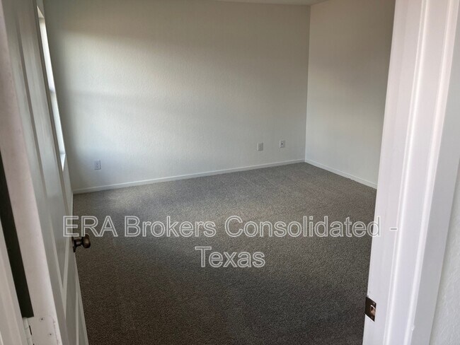 Foto del edificio - 511 Sarah Wy