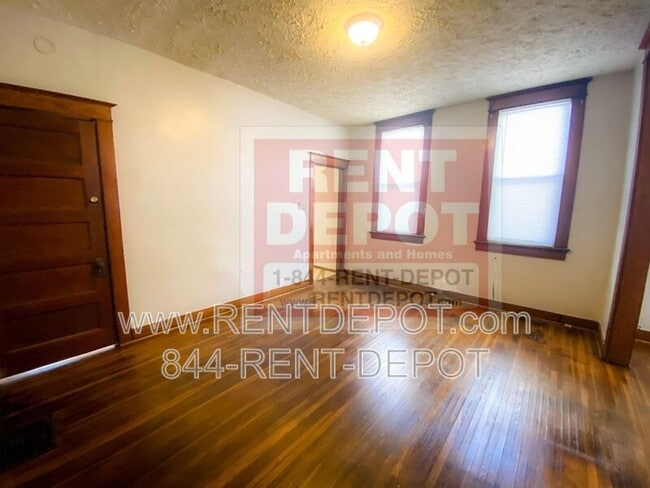 Foto del edificio - 1731 S Kerth Ave