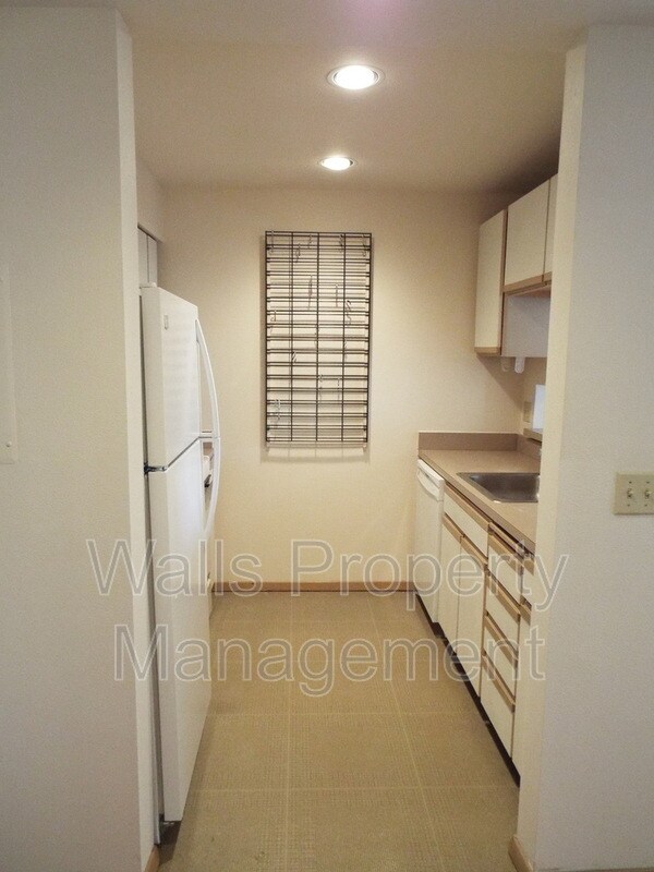 Foto del edificio - 6840 Oswego Pl NE