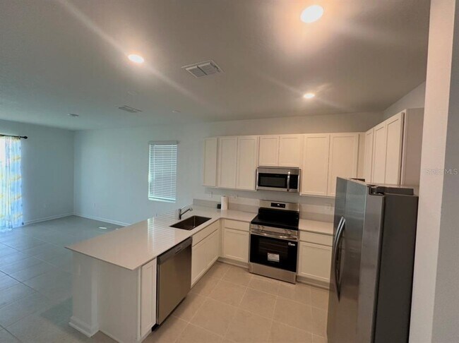 Building Photo - 6041 Zen Wy