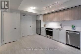 Building Photo - 6 Sonic Way
